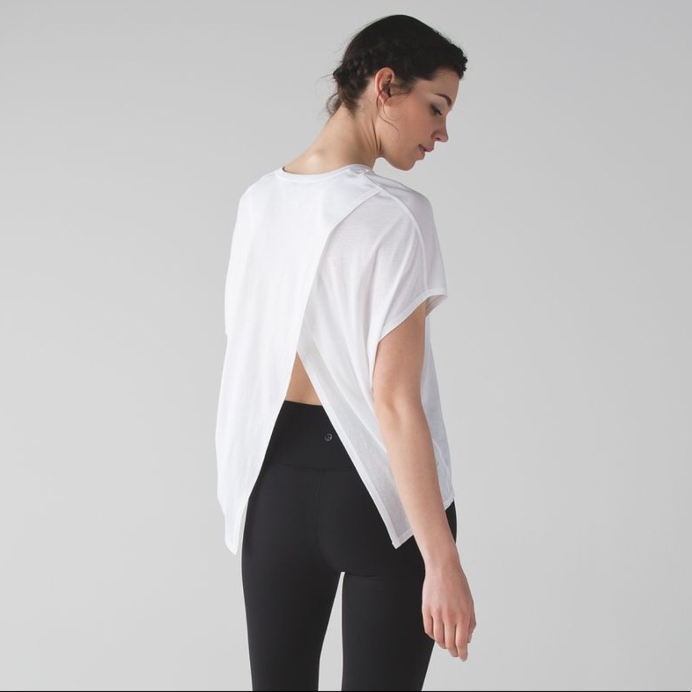 Lululemon Devout White Tee